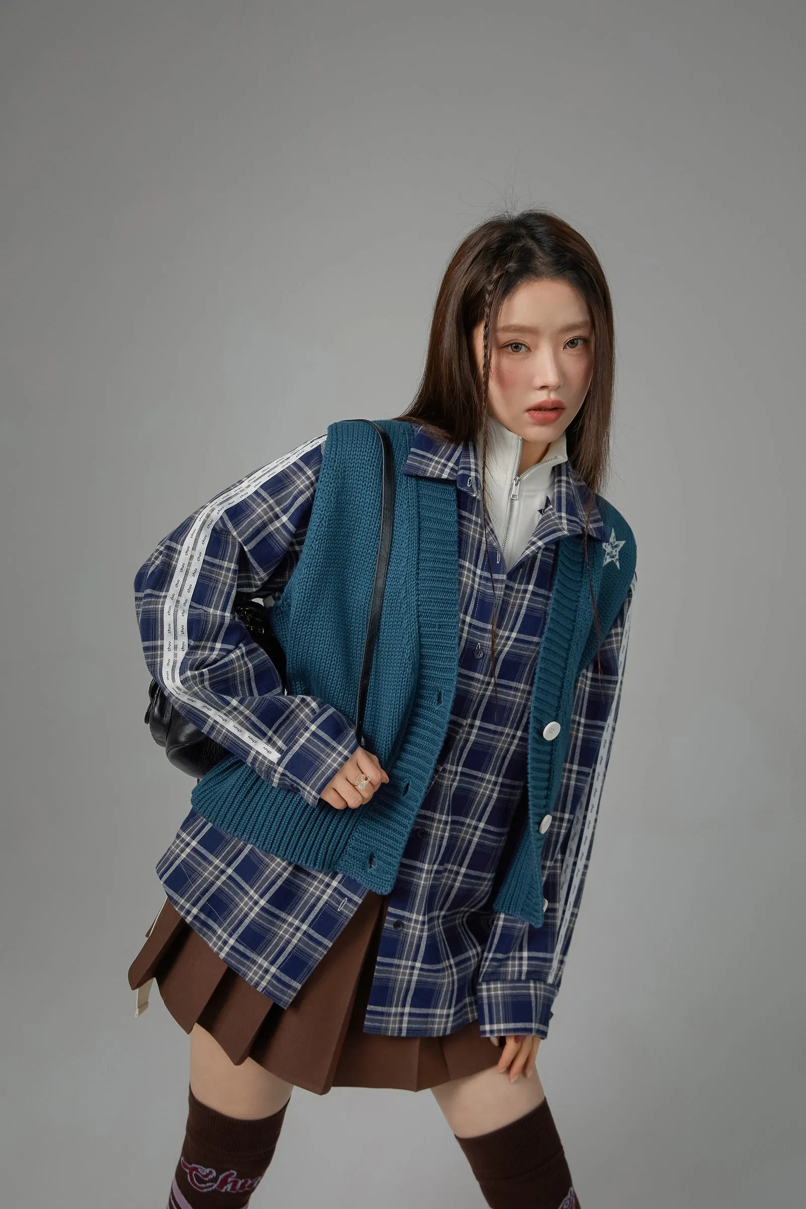 Revolves Around You Star Knit Vest